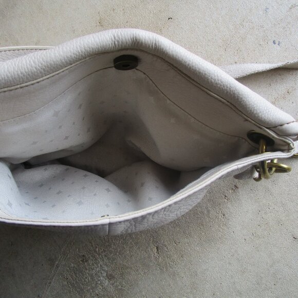 FOSSIL matte off white beige Leather Cowhide shoulder bag - Picture 8 of 8